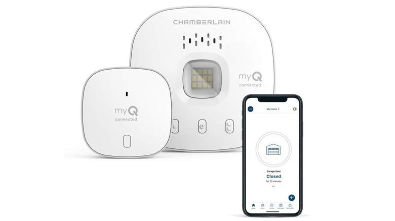 CHAMBERLAIN Smart Garage Control devices and app