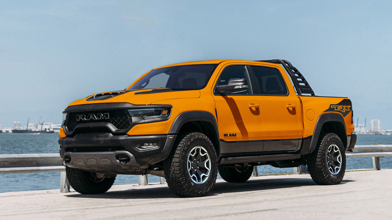 2022 ignition orange dodge ram