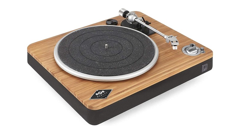 House of Marley Stir It Up turntable