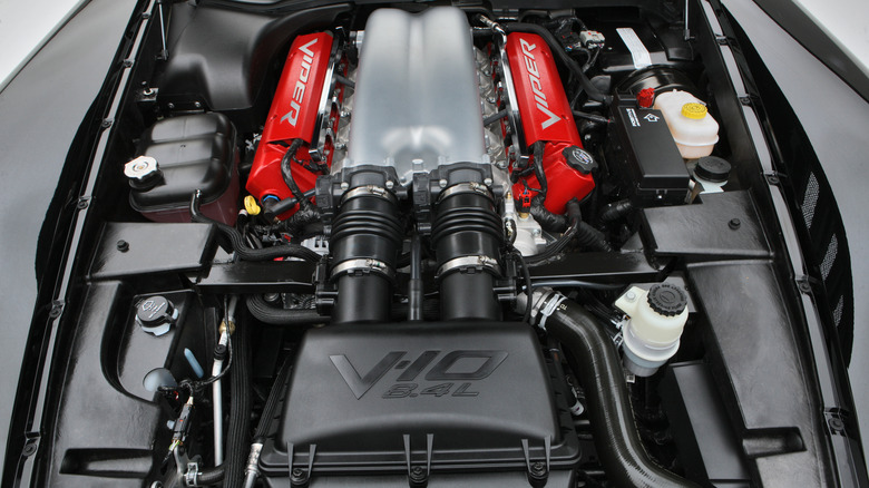 Viper 8.4L V10 engine bay