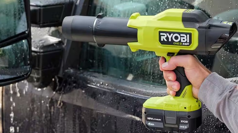 Ryobi compact blower