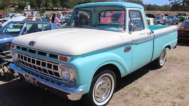 1965 Ford F-100 Pickup