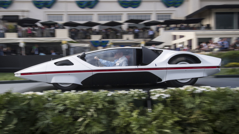 Ferrari Modulo driven at speed