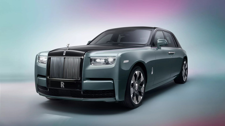 2025 Rolls-Royce Phantom