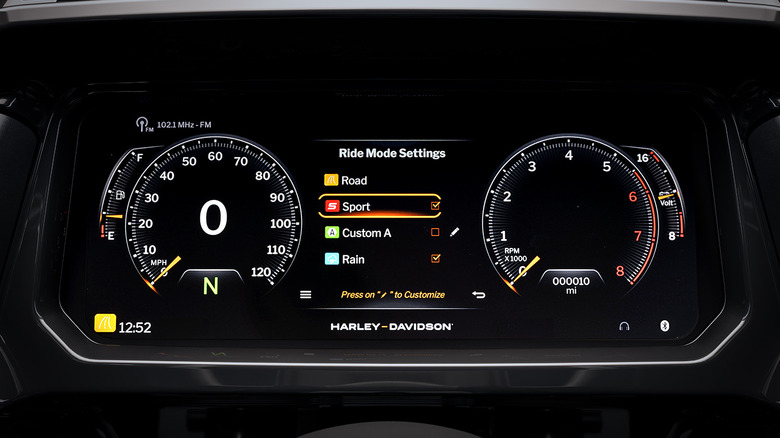 Close up of Harley Davidson ride mode selector screen in gauge cluster