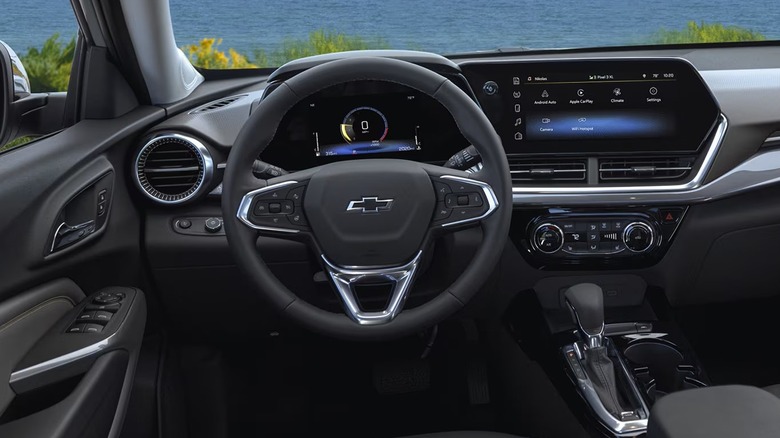 2025 Chevrolet Trax steering wheel