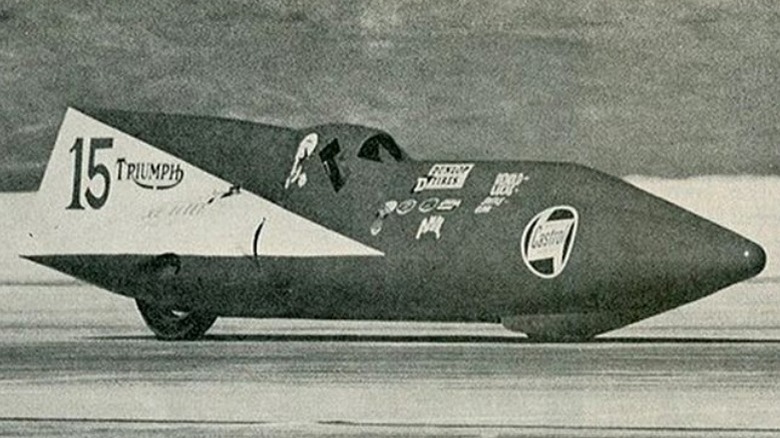 Dudek Streamliner on salt flats