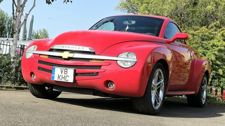 red 2005 Chevrolet SSR parked in lot