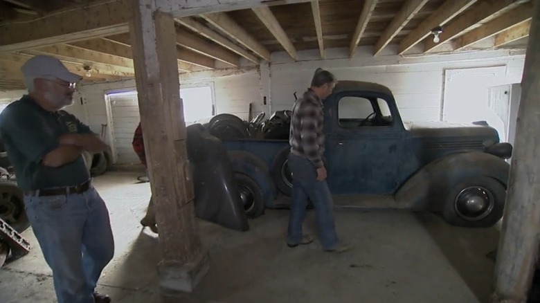 1939 Ford Truck in a barn in Vermont that American Picker Robbie Wolfe pays $5,500 for.