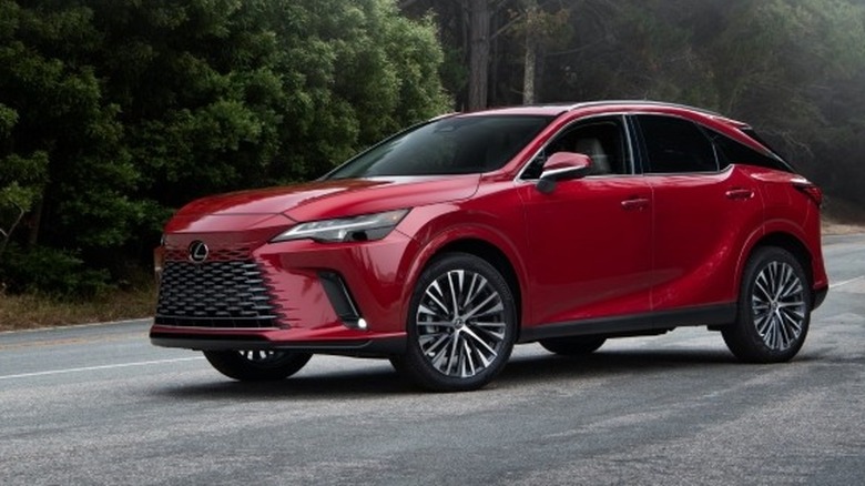 The 2023 Lexus RX 350h is the most efficient RX trim