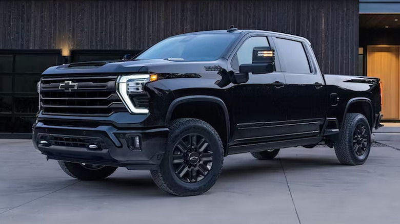 2024 Chevrolet Silverado HD