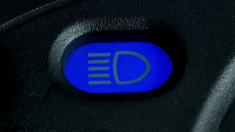 High beam light symbol flashing