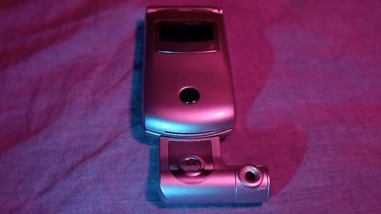 Motorola T720i cellphone with camera attachment from 2002