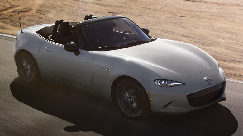 Front 3/4 view of 2024 Mazda MX-5 Miata