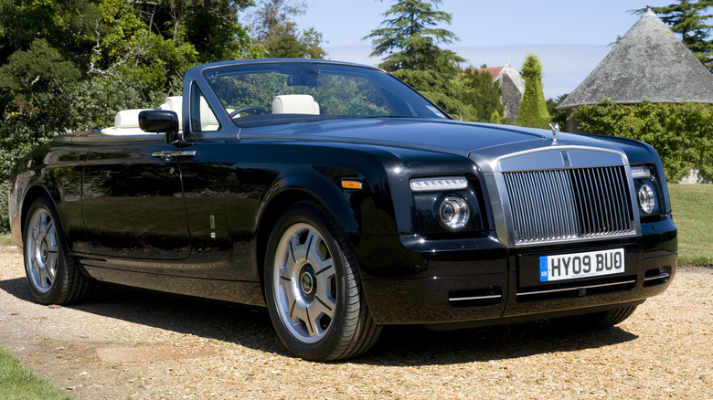 Rolls-Royce Phantom Drophead Coupe parked up