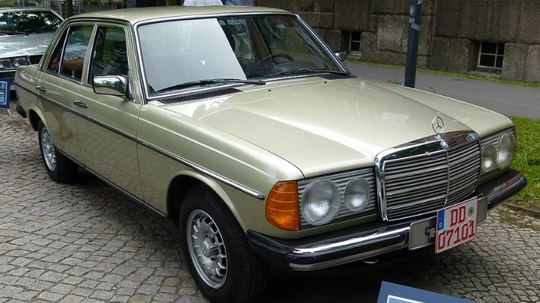 1983 Mercedes-Benz 300D