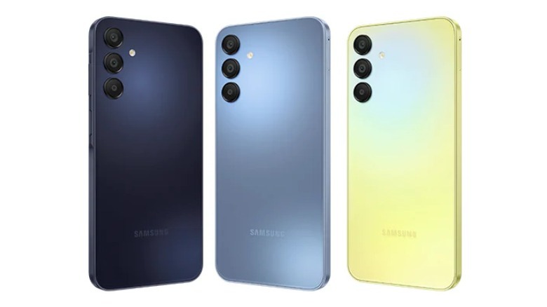 Galaxy A15 models on display