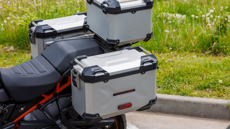 Harley-Davidson aluminum case saddlebags