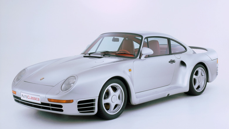 The Porsche 959 in silver, front 3/4 view