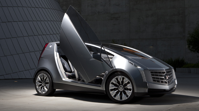 Cadillac Urban Luxury Concept with door raised