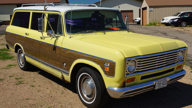 International Harvester Travelall front view