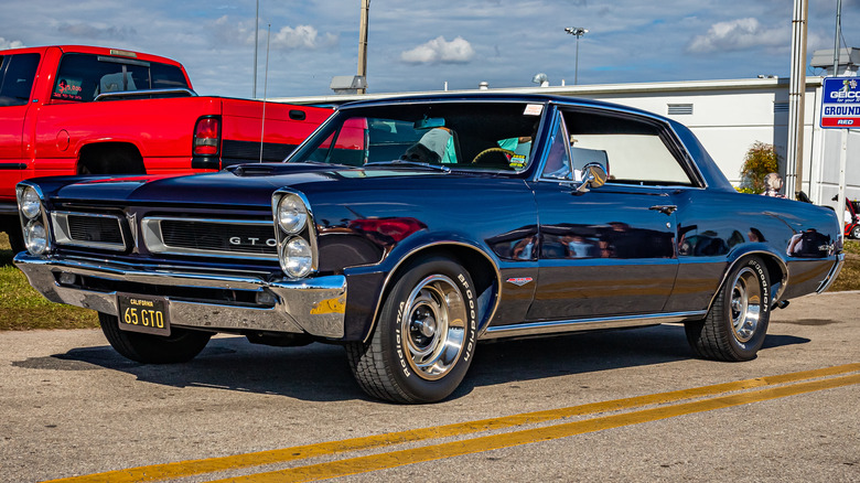 Navy blue 1965 Pontiac Tempest 