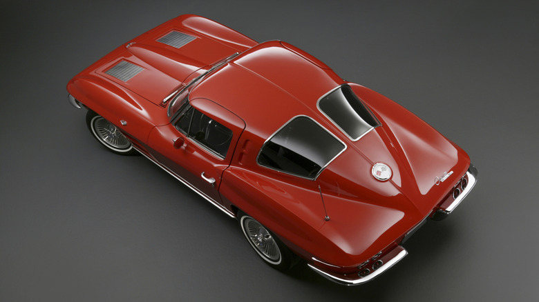 Overhead view of 1963 Corvette Split-Window Coupe