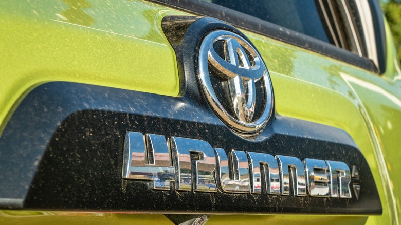 Toyota 4Runner logo at the back of a 4Runner