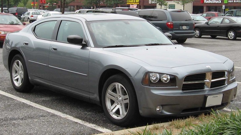 Great 2006 or 2007 Dodge Charger