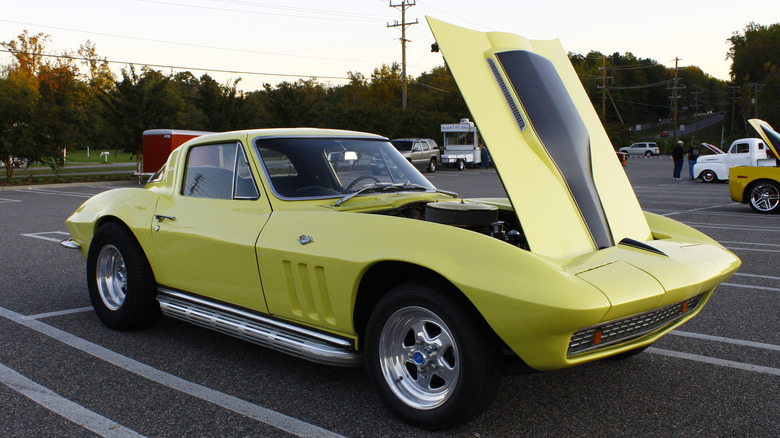 Green/yellow 1965 Corvette