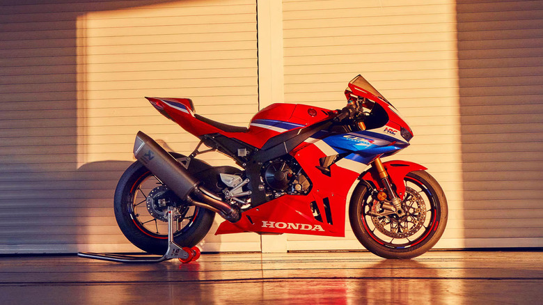 2025 Honda CBR1000RR-R Fireblade SP parked in a garage