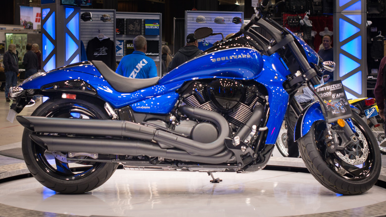 Blue Suzuki Boulevard M109R on display