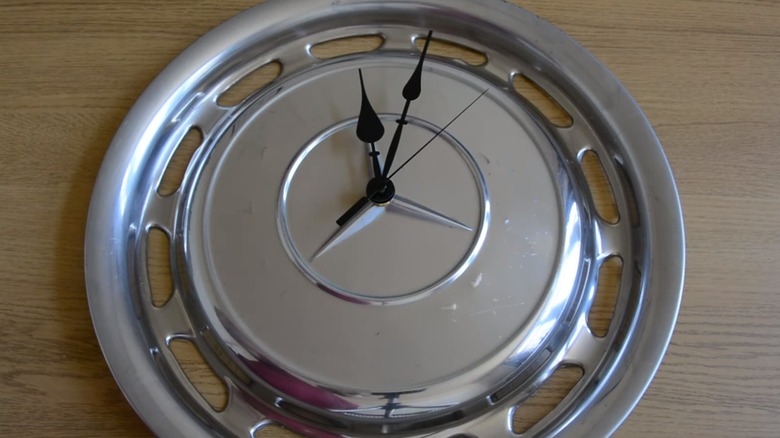 Mercedes-Benz hubcap clock