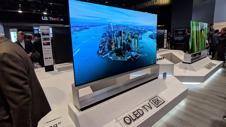 oled tv demonstration