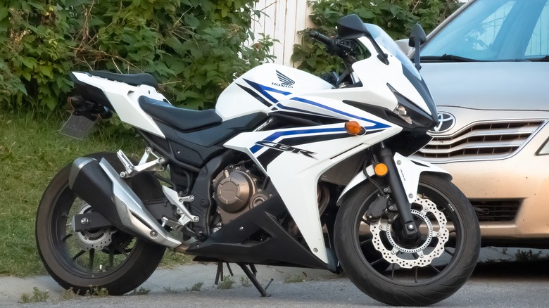 white Honda CBR500R