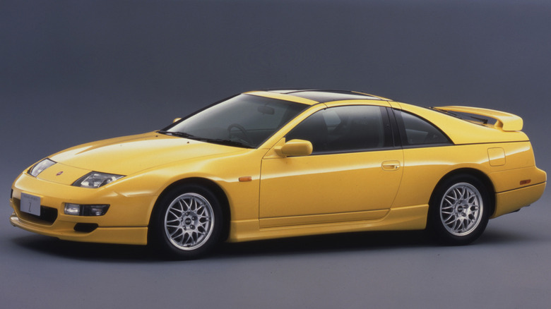 https://www.slashgear.com/img/gallery/9-of-the-coolest-and-most-unique-features-of-the-nissan-300zx/intro-1689261501.jpg