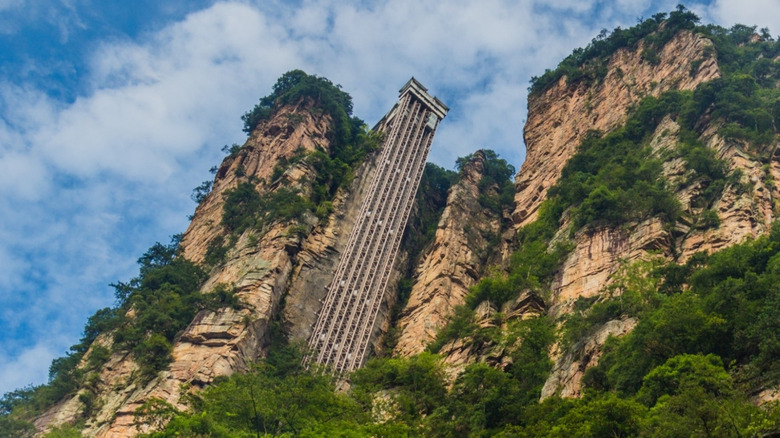 Bailong cliffside elevator