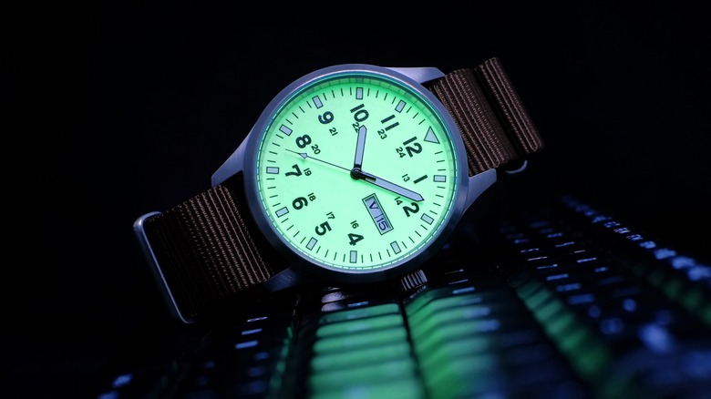 indiglo watch