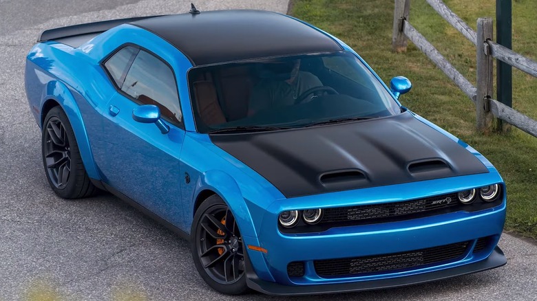 Dodge Challenger Hellcat Redeye Blue