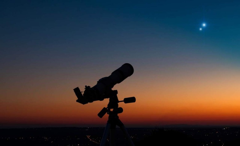 Small telescope pointing at star