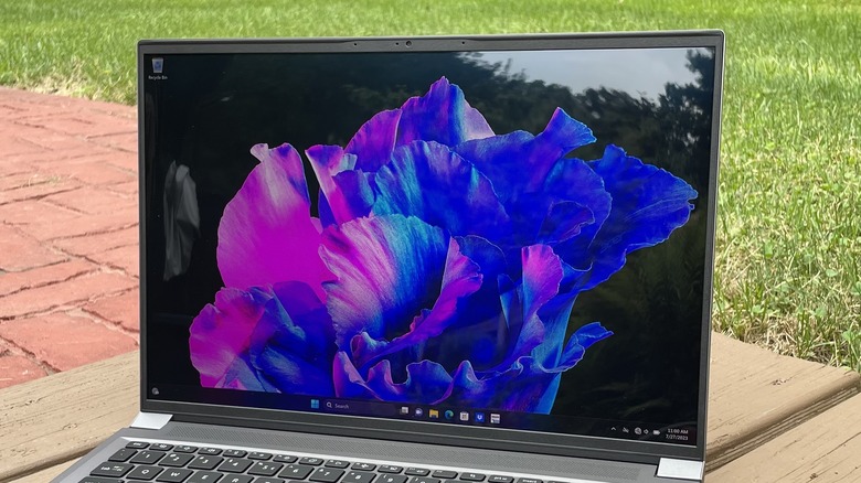 Acer Swift X 16 (SFX16-61G) Display