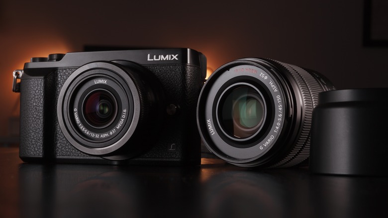 Panasonic GX85