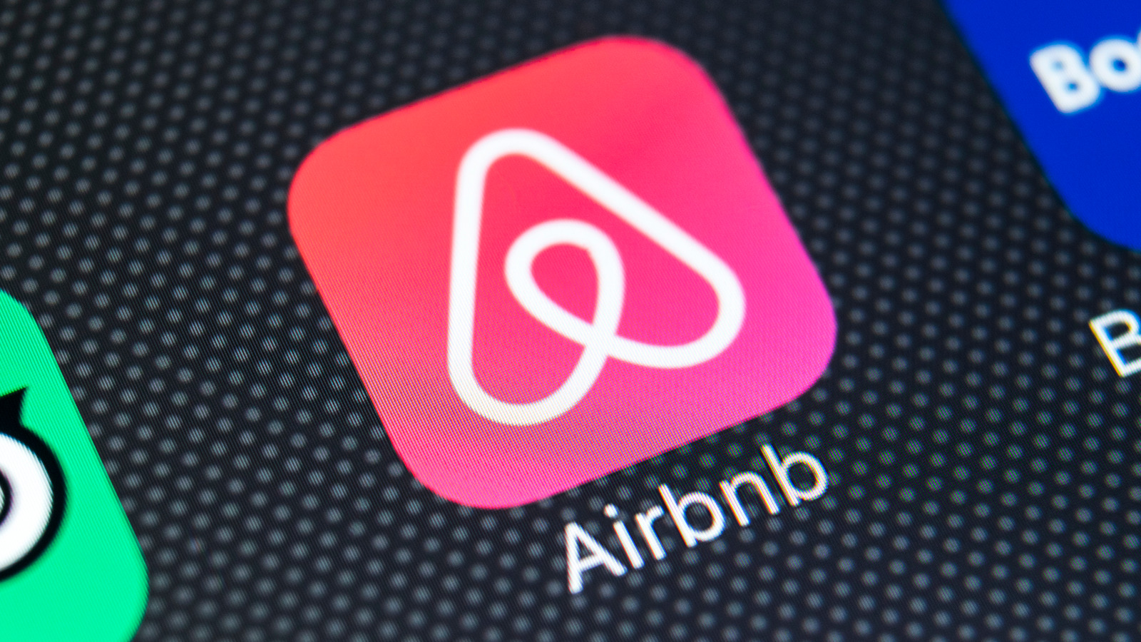 airbnb-admits-it-will-ban-you-over-your-misbehaved-friends