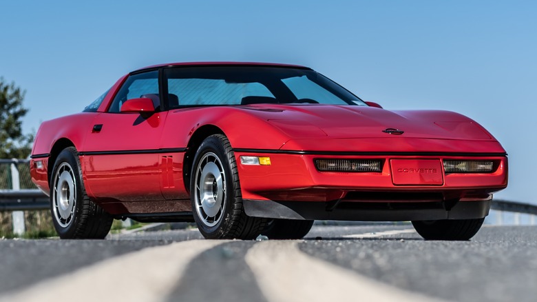 Front 3/4 view of Chevrolet Corvette C4