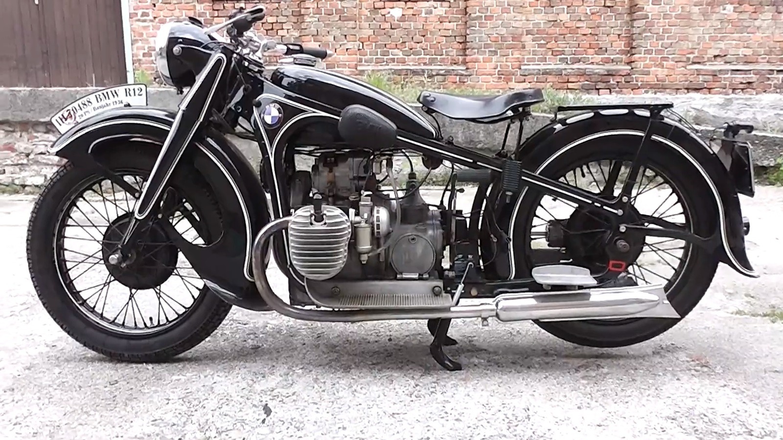 All About The 1936 BMW R12 Motorcycle