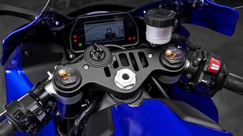 Close up of YZF-R1 dash