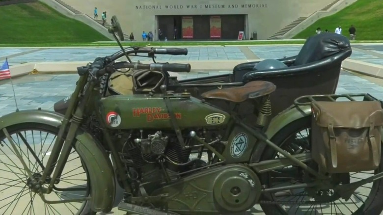 A 1918 Harley-Davidson Model J at the WWI Museum and Memorial.