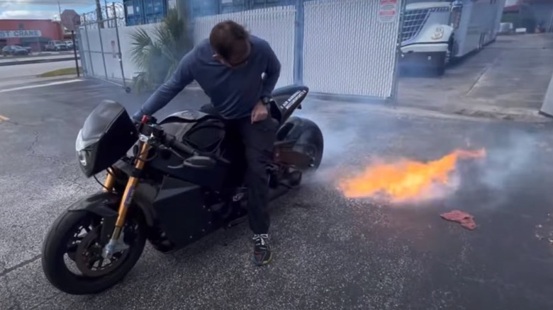 MTT 420-RR shooting flames from exhaust