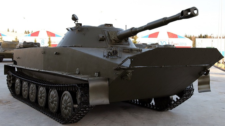 PT-76B tank