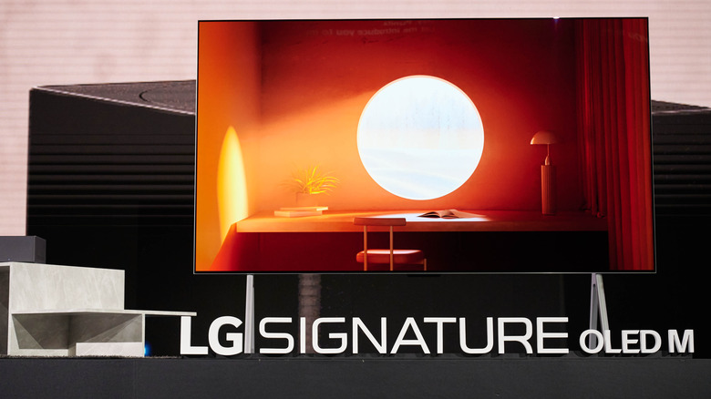 An LG display at CES 2023